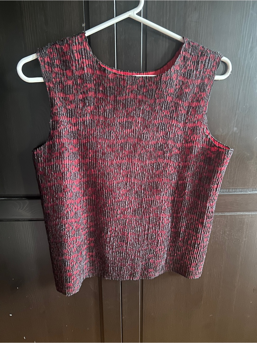 Sleeveless Ribbed Top in Red and Black